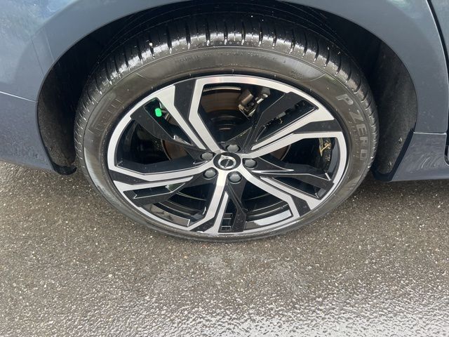 2024 Volvo S60 B5 Core photo 30