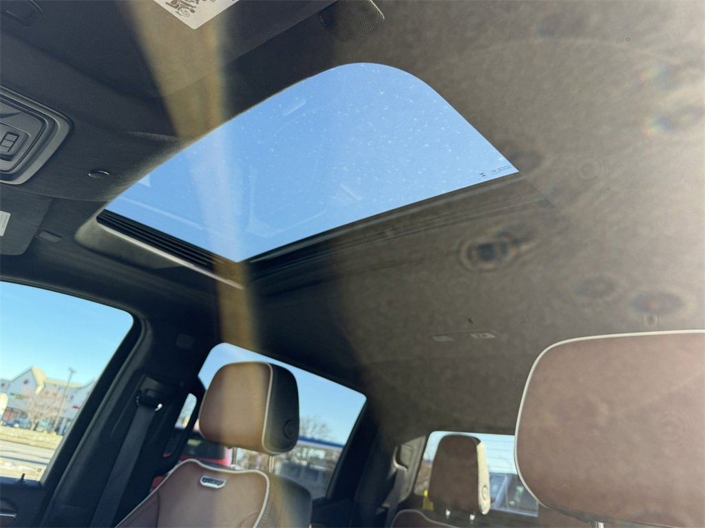 2025 GMC SIERRA - Image 27