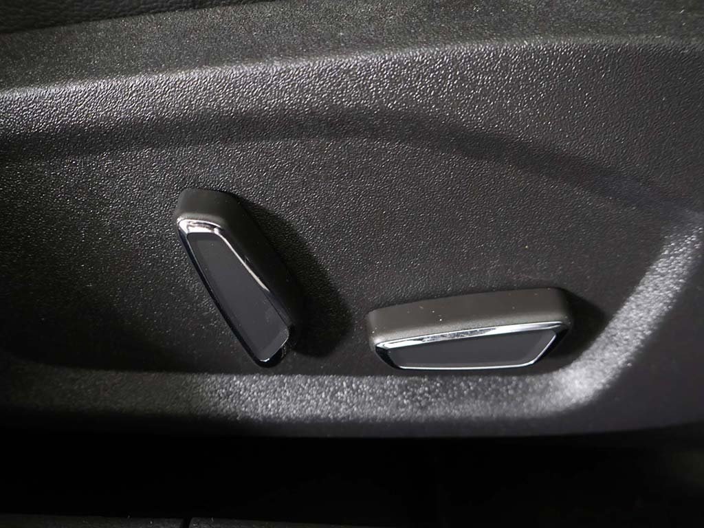 2016 Ford Fusion SE photo 30