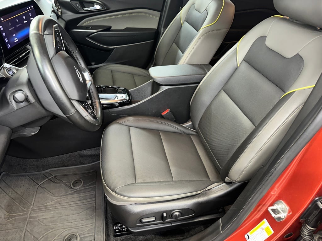 2024 Chevrolet Trax ACTIV photo 2