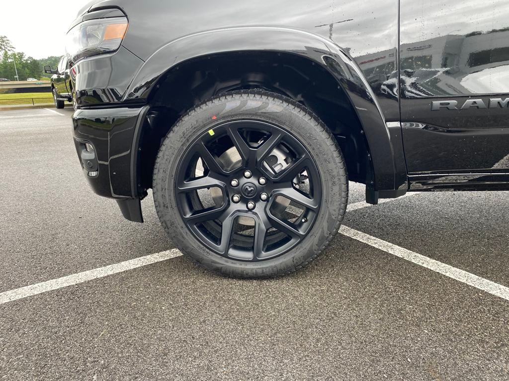 2025 Ram 1500 Laramie photo 25