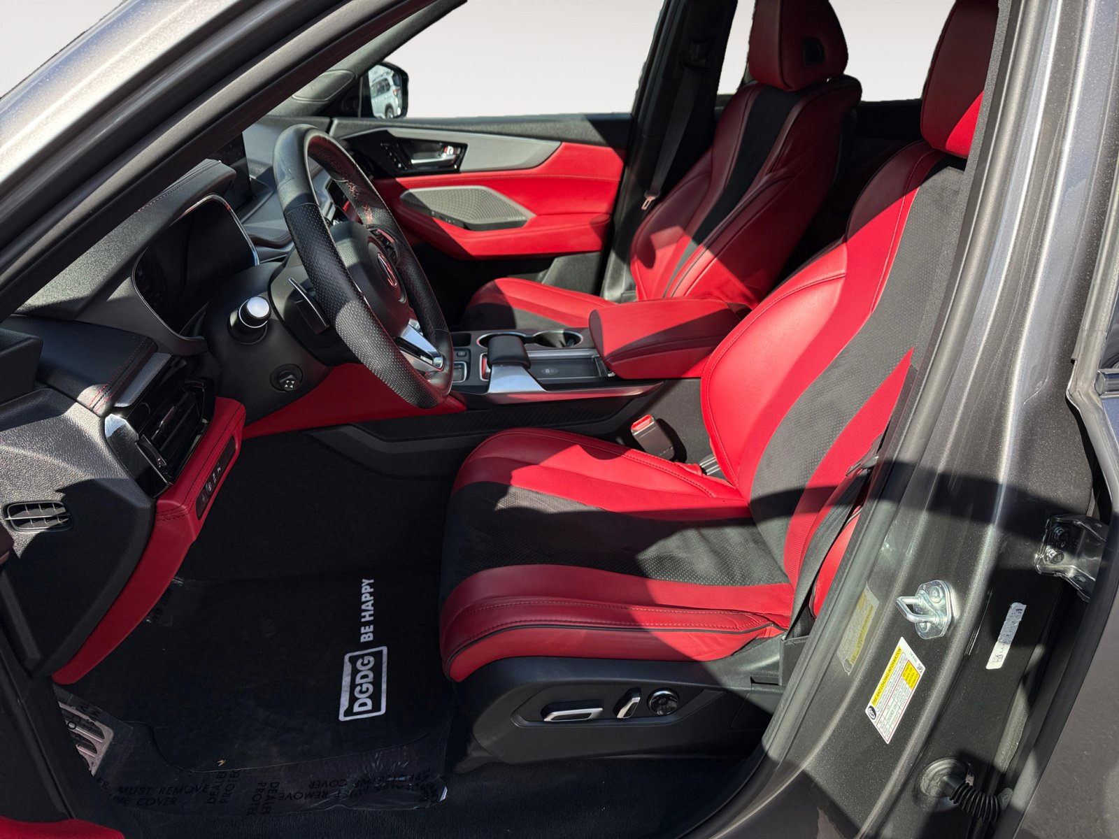 2023 Acura MDX SH-AWD A-Spec photo 10