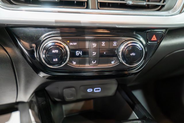 2024 Chevrolet Trax LT photo 14