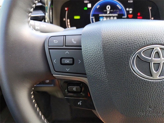 2025 Toyota Camry SE photo 22
