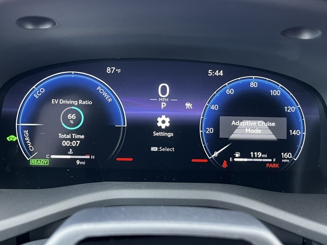 2025 Toyota Camry XSE photo 12
