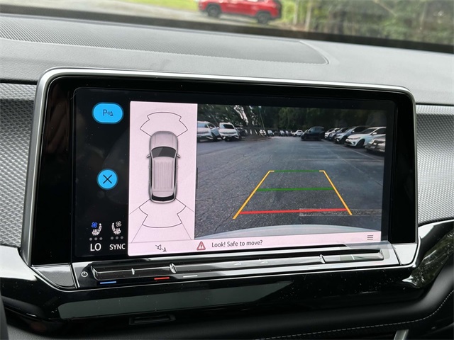 2024 Volkswagen Atlas Cross Sport SEL photo 4