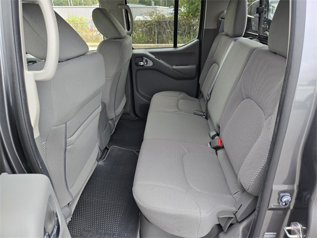 2020 Nissan Frontier SV photo 11