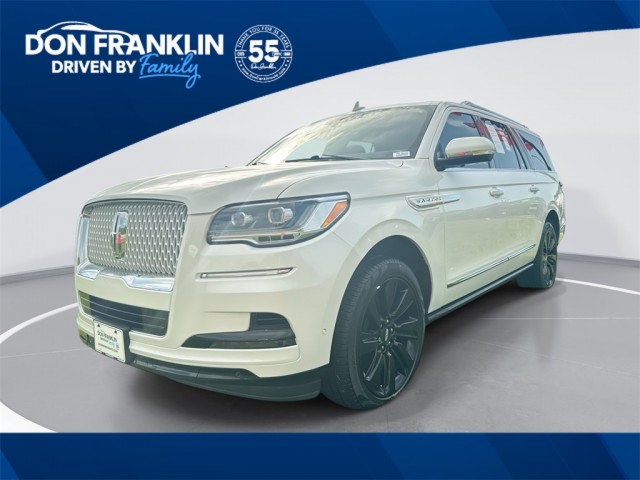 2023 Lincoln Navigator Reserve's photo