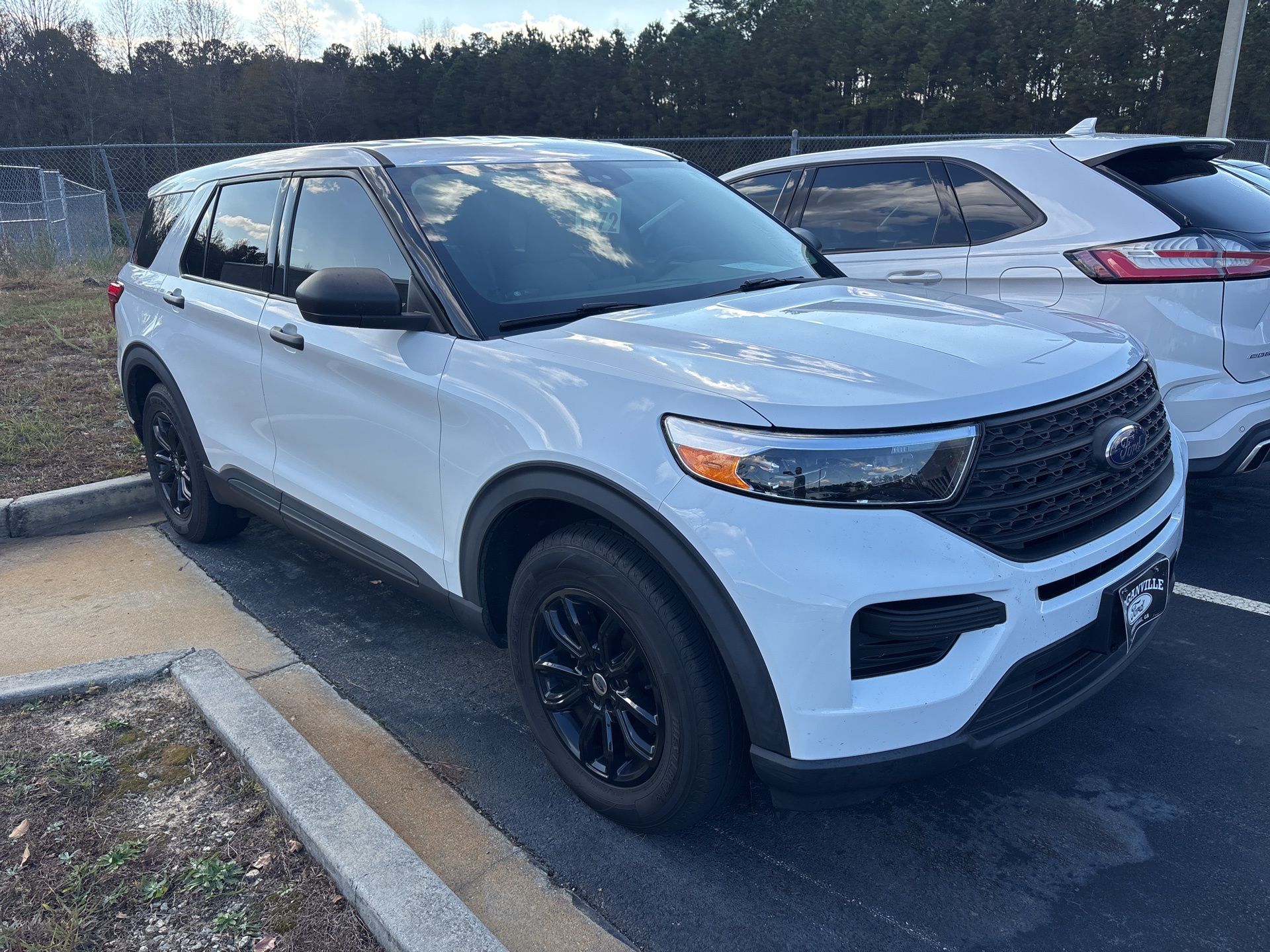 2020 Ford Explorer Base photo 2