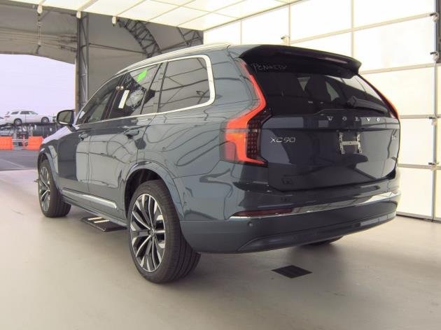 2025 Volvo XC90 Plus photo 3