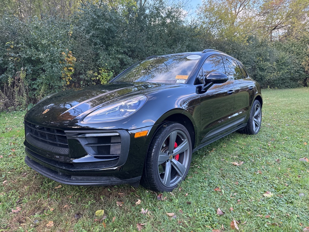 2022 Porsche Macan S