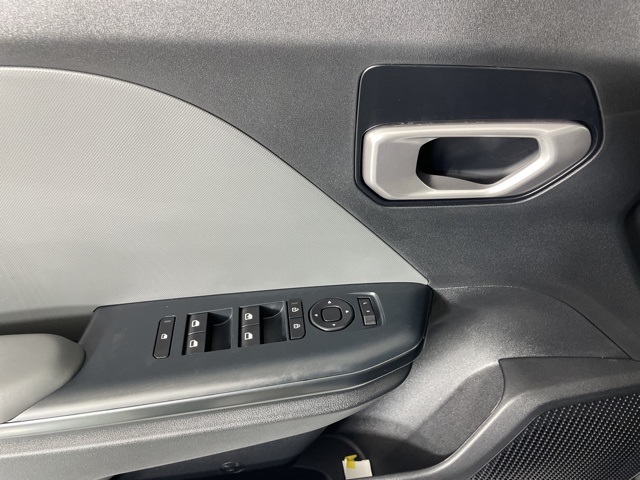 2025 Kia K4 LXS photo 17