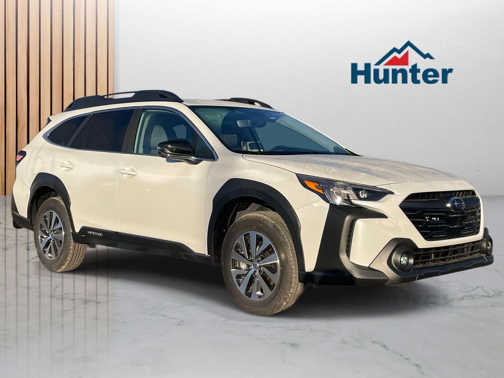 2025 Subaru Outback Premium's photo