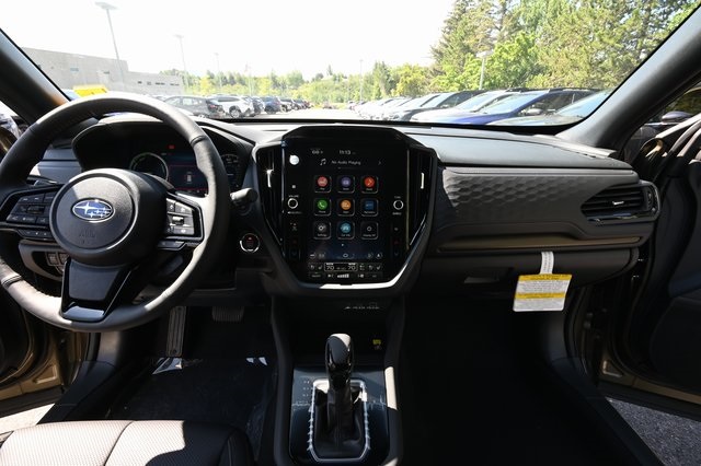 2025 Subaru Forester Touring photo 2