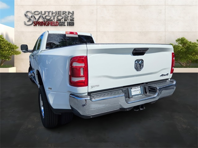 2024 Ram 3500 Tradesman photo 9