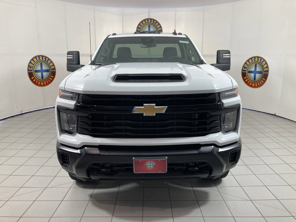 2025 Chevrolet Silverado 3500HD photo 10
