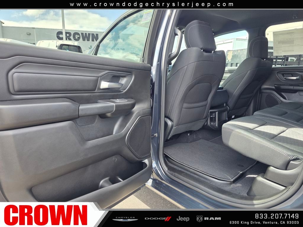 2025 Ram 1500 Tradesman photo 10