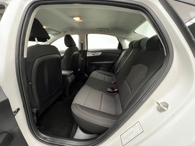 2024 Kia Forte LXS photo 29