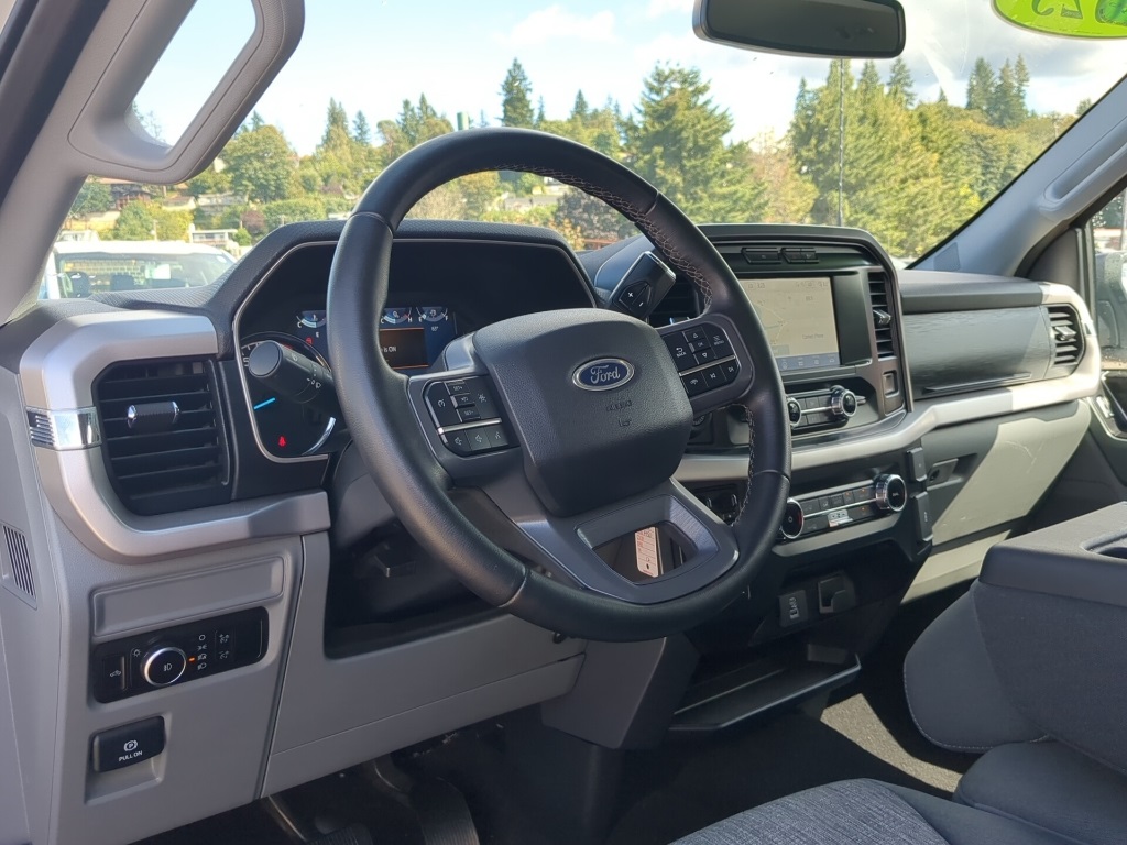 2023 Ford F-150 XLT photo 7