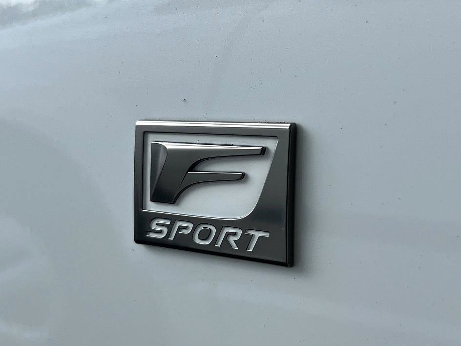 2024 Lexus IS 300 F SPORT photo 28