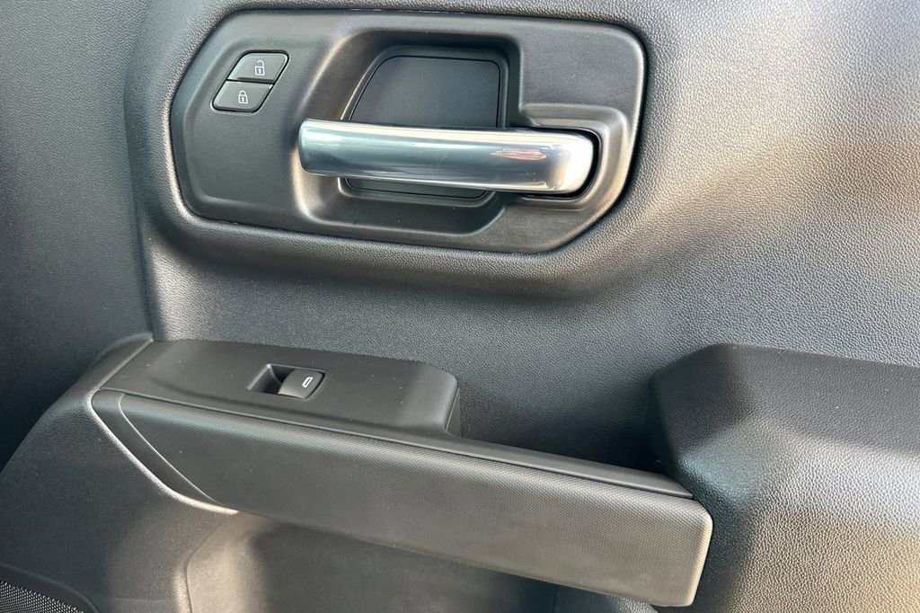 2026 Chevrolet Silverado 1500 photo 16