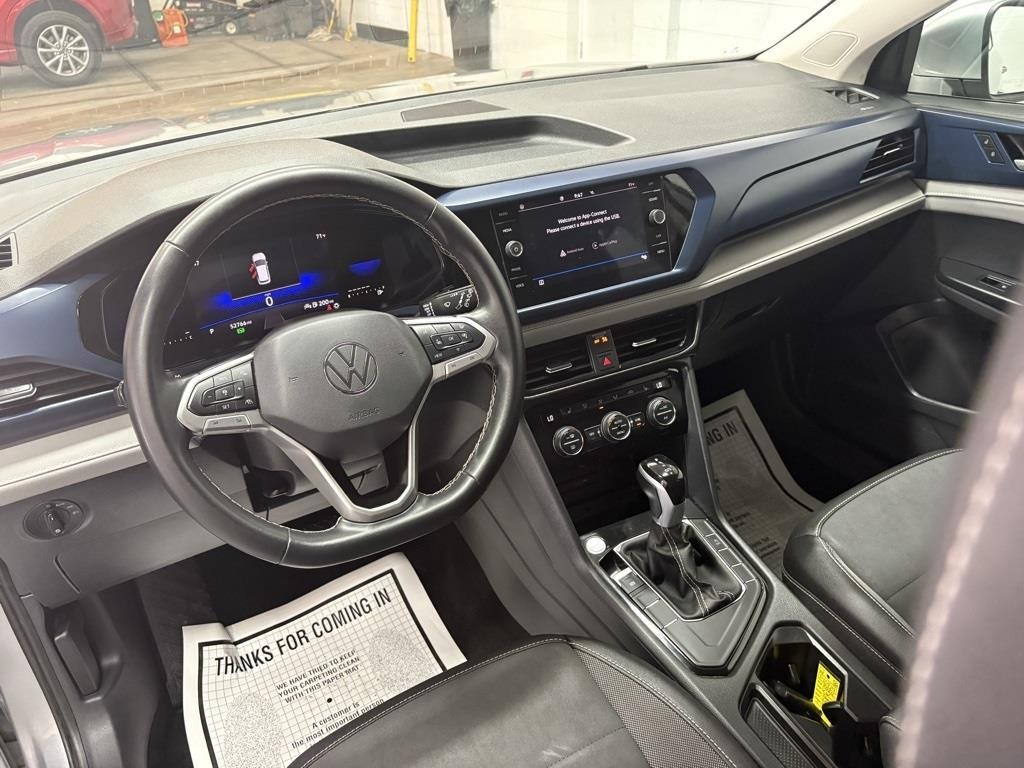2024 Volkswagen Taos SE photo 12