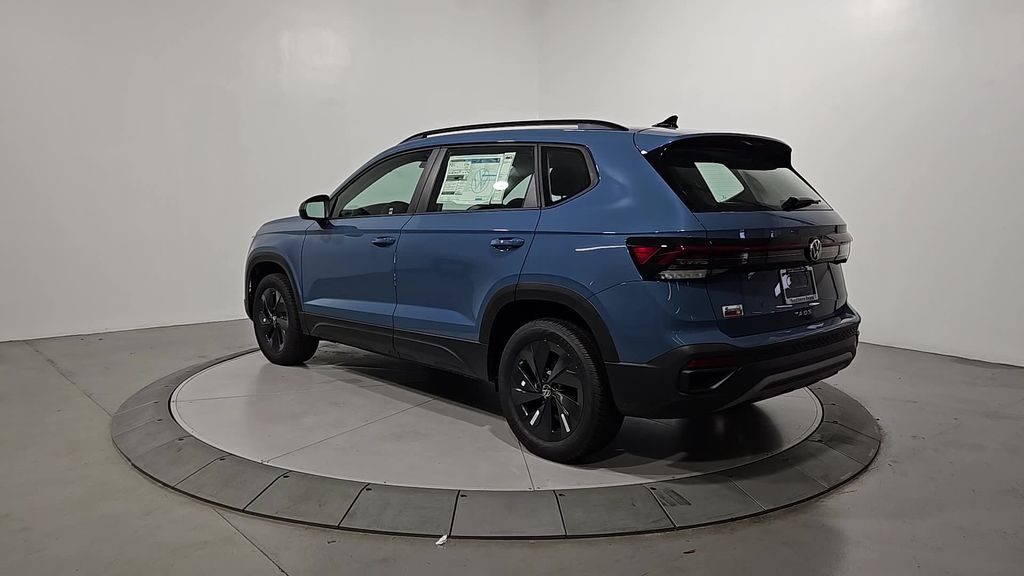 2025 Volkswagen Taos S photo 3