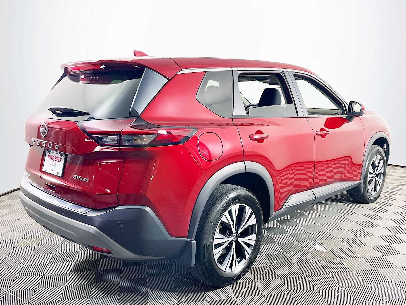 2022 Nissan Rogue SV photo 4
