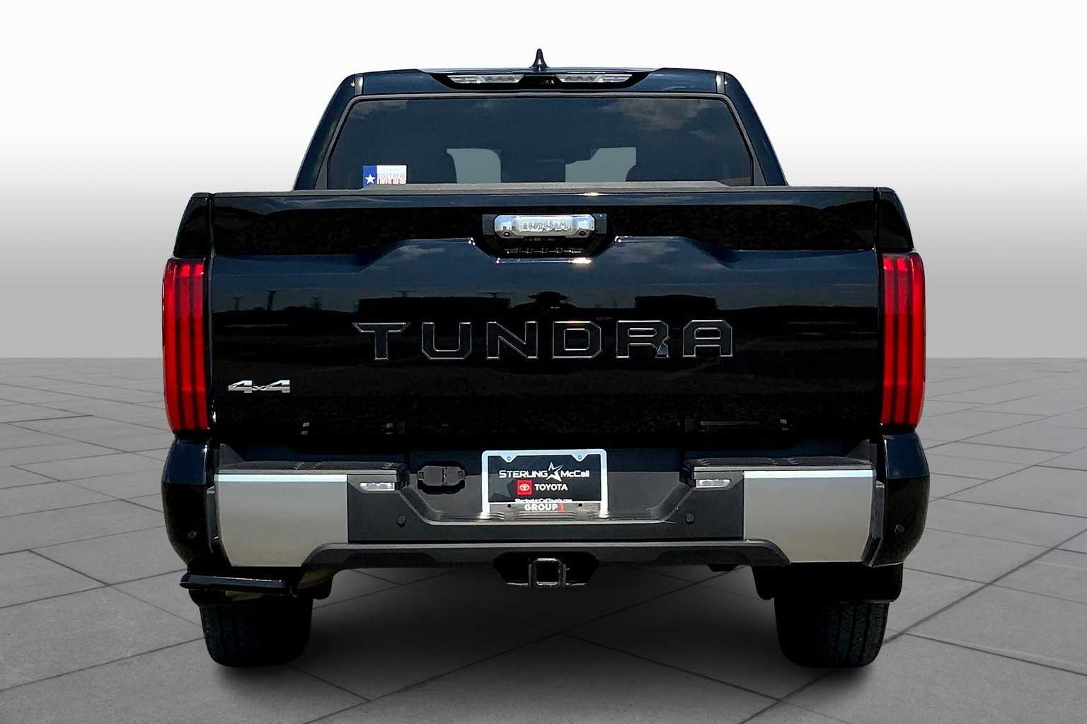 2024 Toyota Tundra Limited CrewMax photo 4