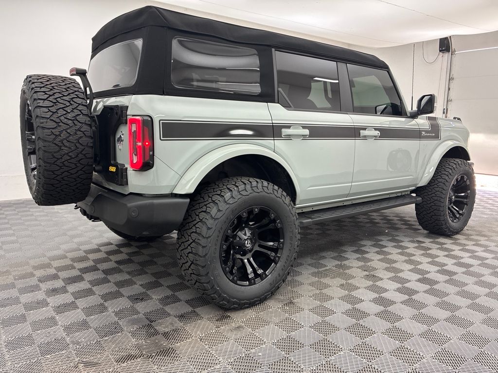 2023 Ford Bronco Outer Banks photo 5