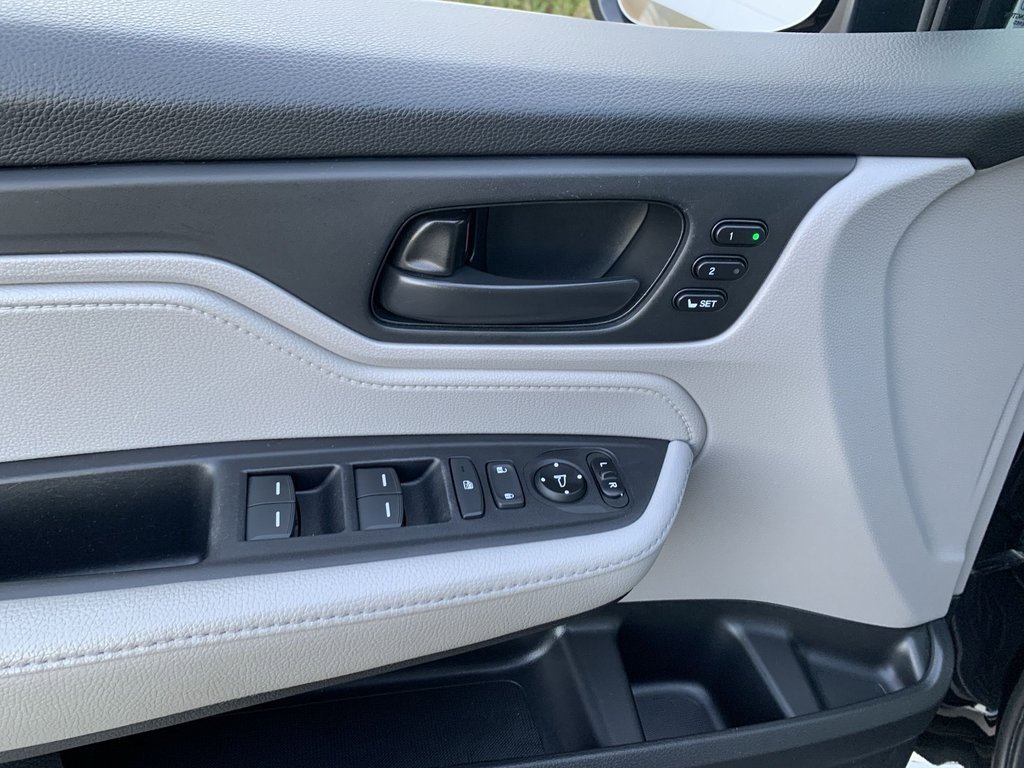 2019 Honda Odyssey EX-L photo 10