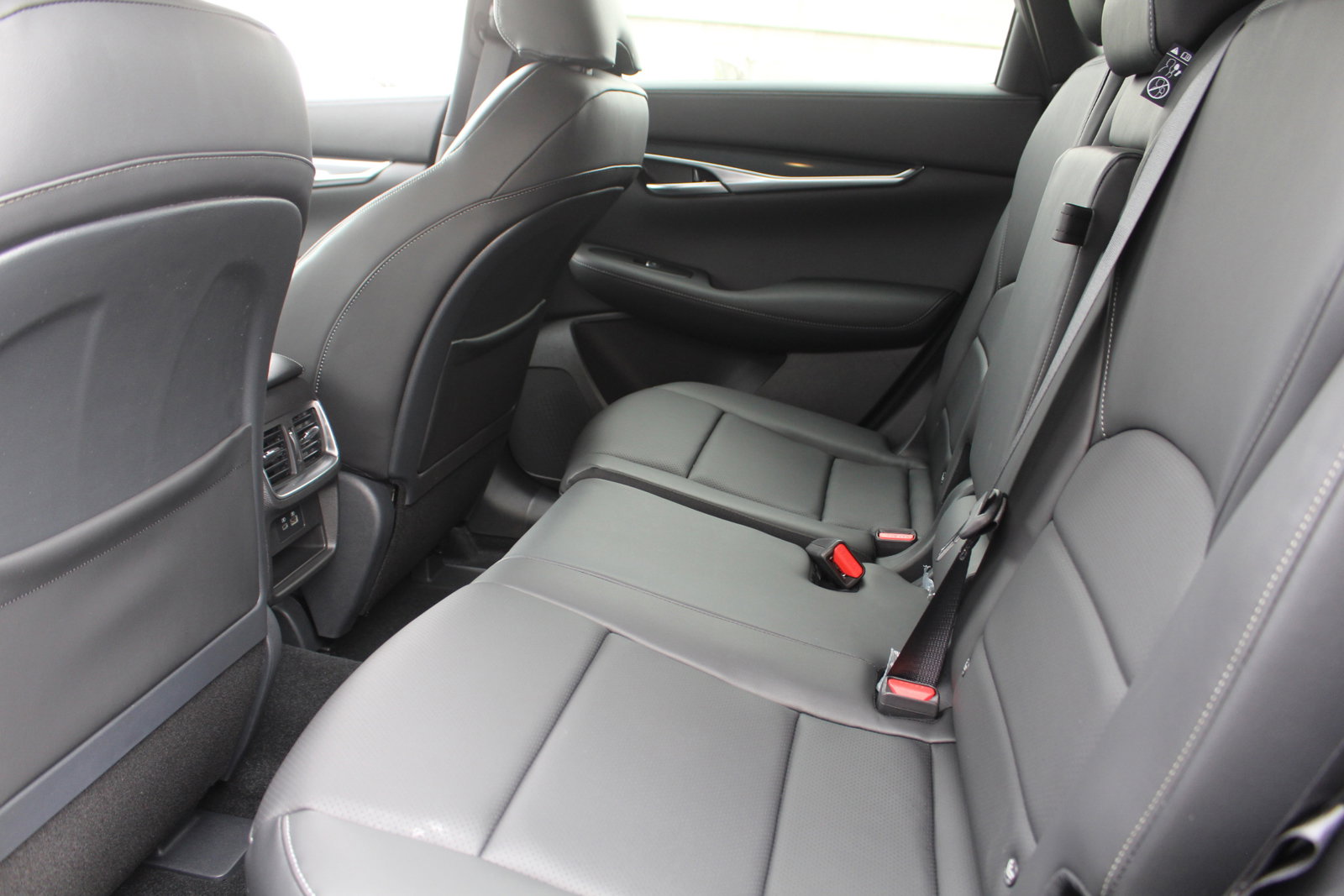 2025 Infiniti QX50 SPORT photo 14