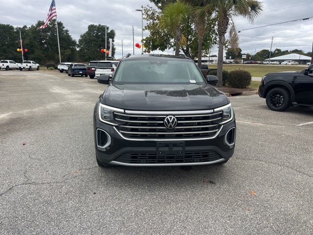 2024 Volkswagen Atlas SE Technology photo 2
