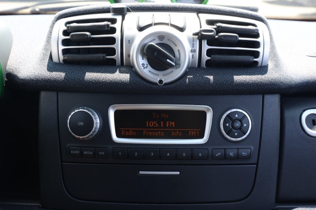 2015 Smart Fortwo Electric Drive photo 21