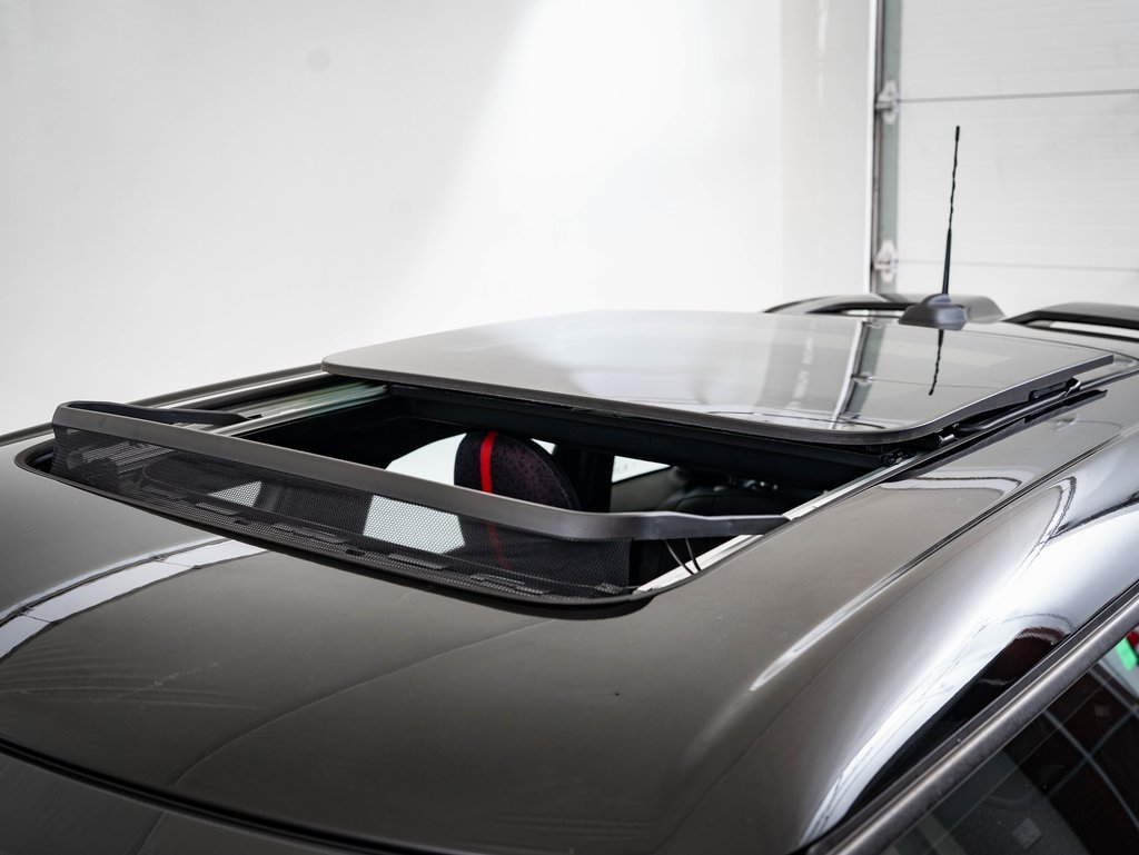 2026 Mini Cooper 4 Door Hardtop Iconic photo 12