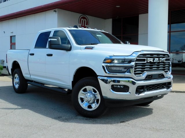 2025 Ram 2500 Tradesman photo 2
