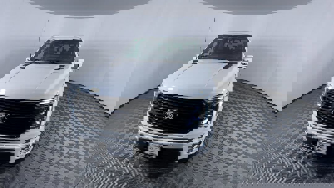 2025 Ford F-150 Platinum photo 3