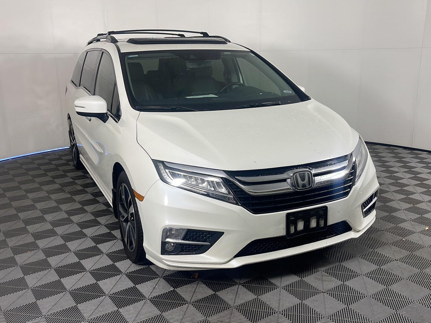 2018 Honda Odyssey Elite photo 4