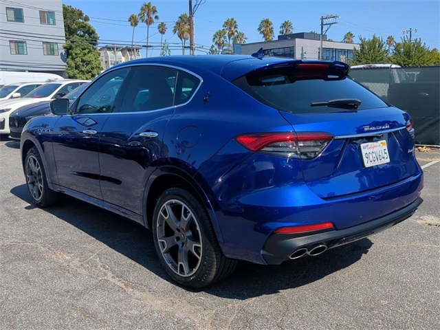 2022 Maserati Levante Modena photo 5