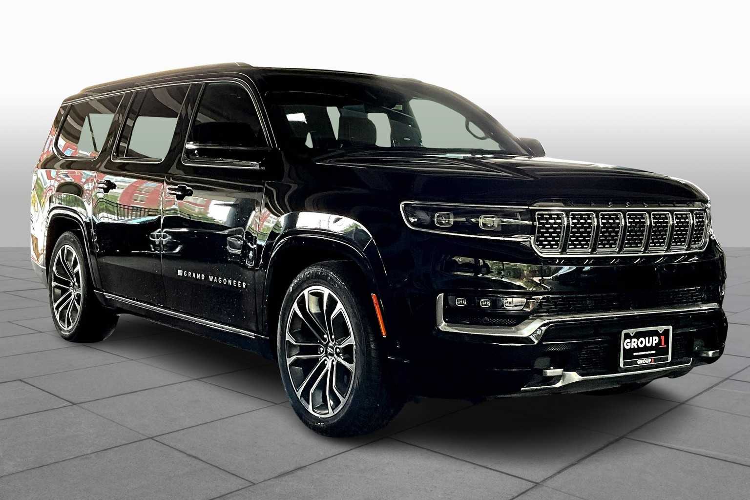 2024 Jeep Grand Wagoneer L III photo 2