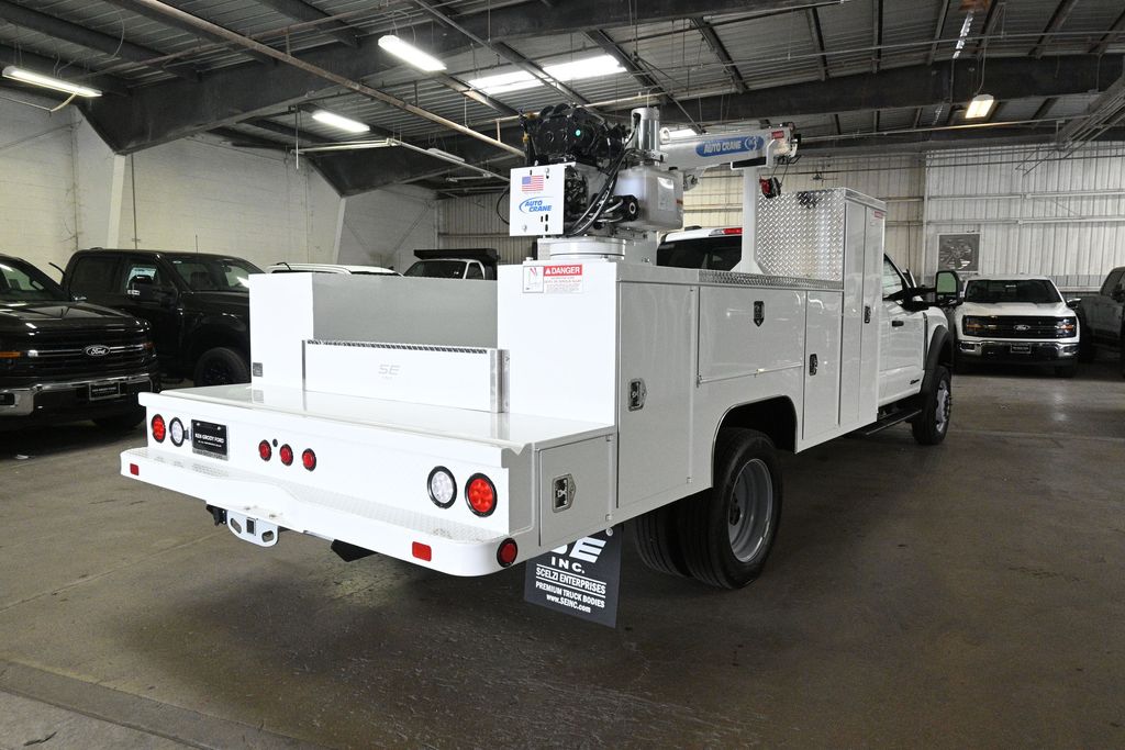 2024 Ford F-550 XL photo 6