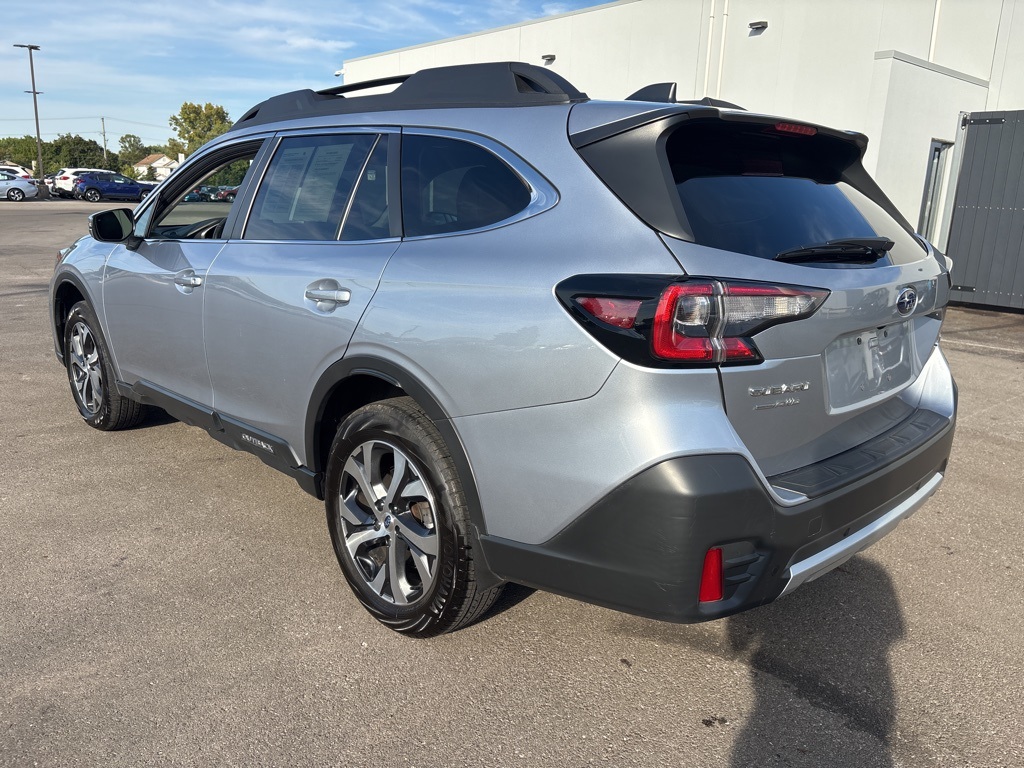 2022 Subaru Outback Limited photo 5