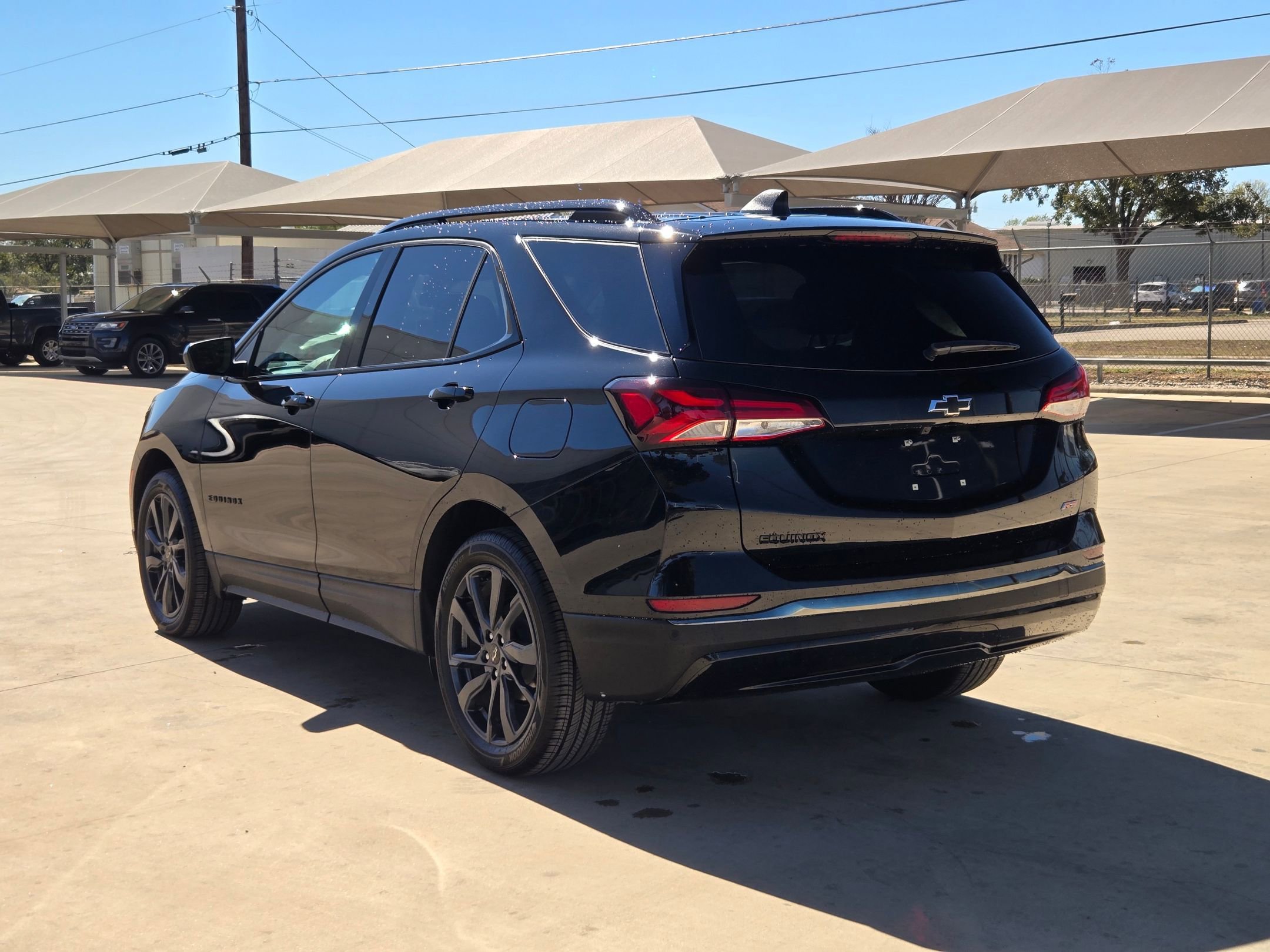 2023 Chevrolet Equinox RS photo 3