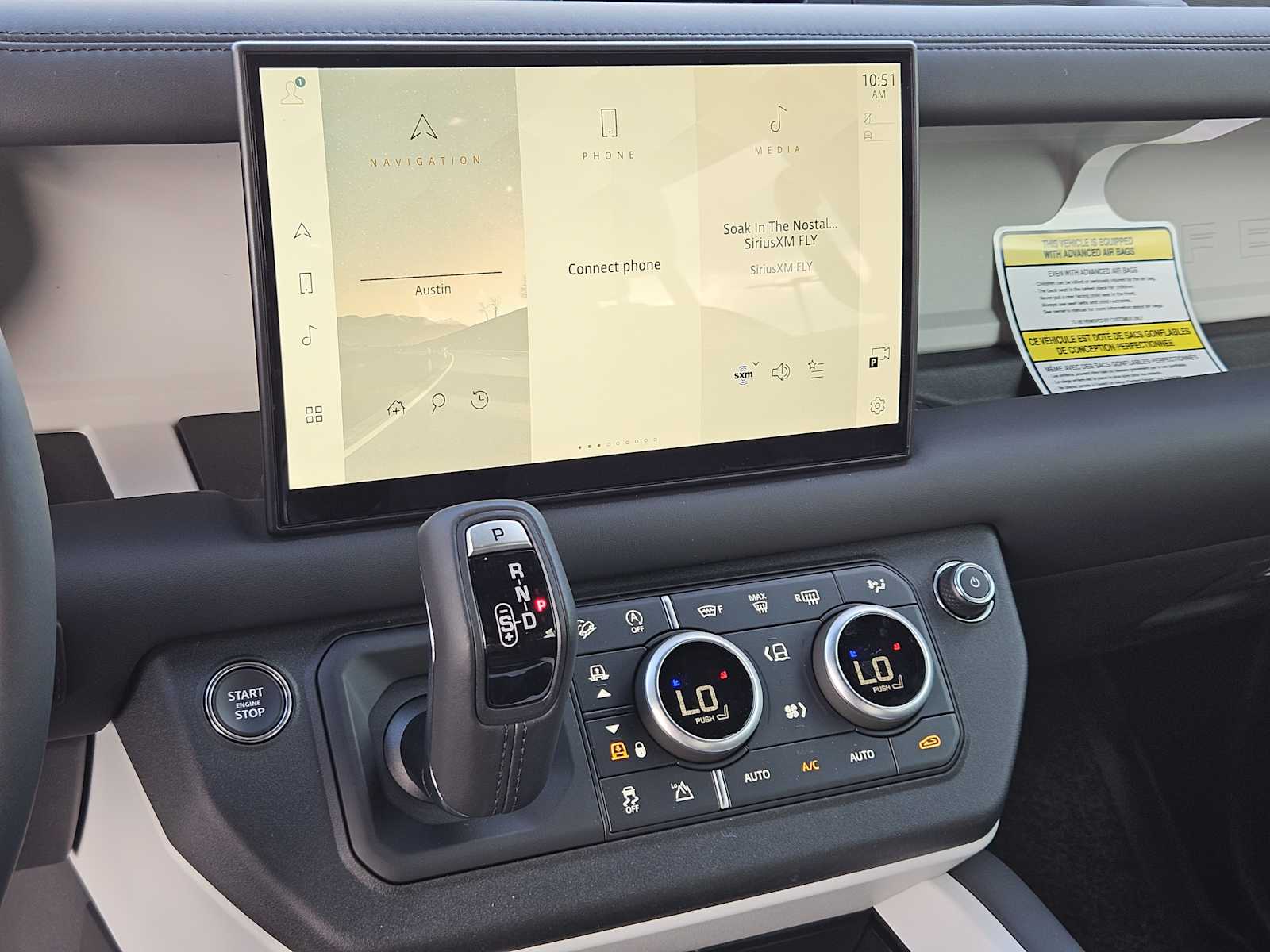 2025 Land Rover Defender 130 X-Dynamic SE photo 14