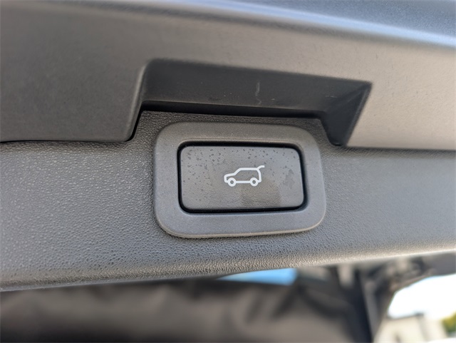 2018 Land Rover Discovery HSE photo 4