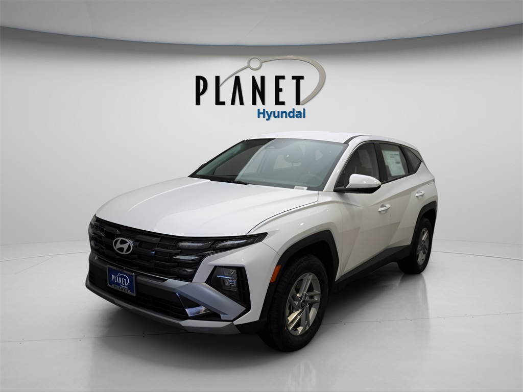 2025 Hyundai Tucson SE photo 2
