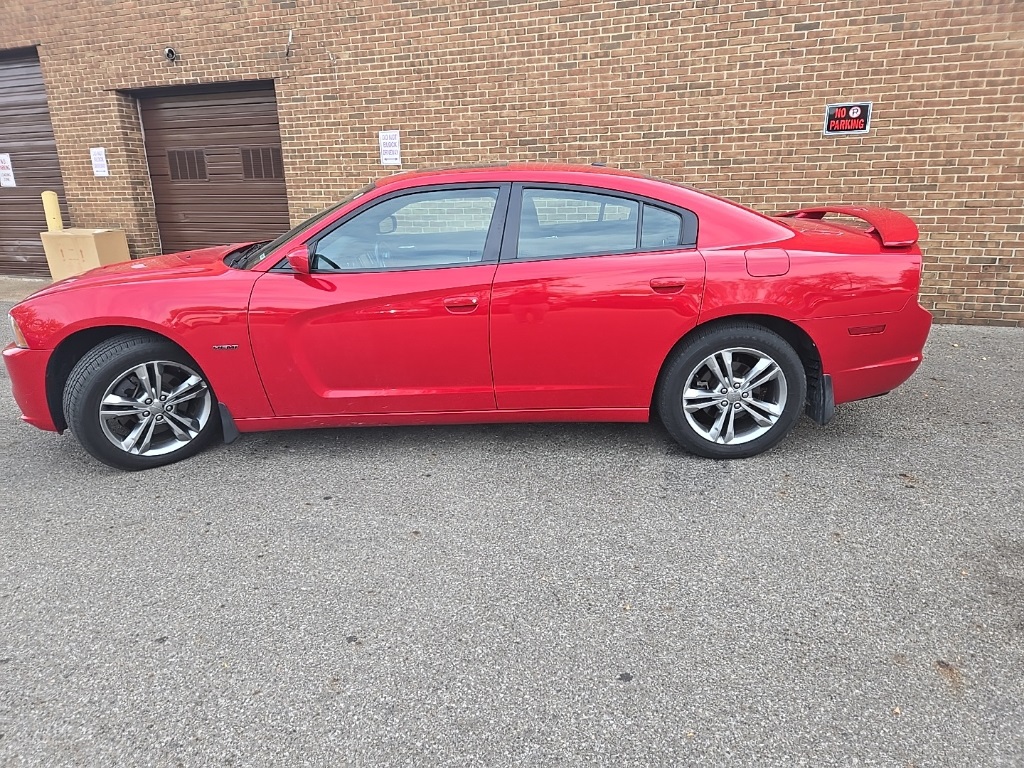 2013 Dodge Charger R/T photo 9