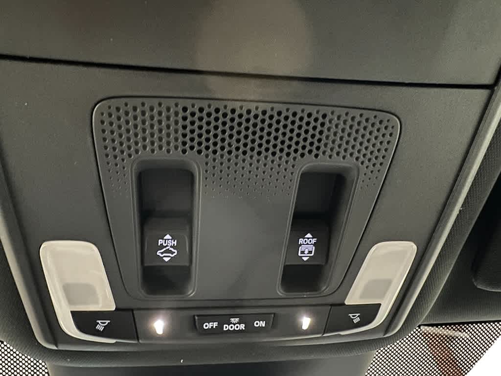 2025 Honda Pilot TrailSport photo 20