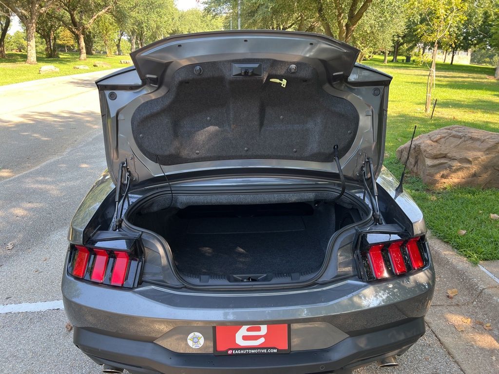 2024 Ford Mustang GT Premium photo 27