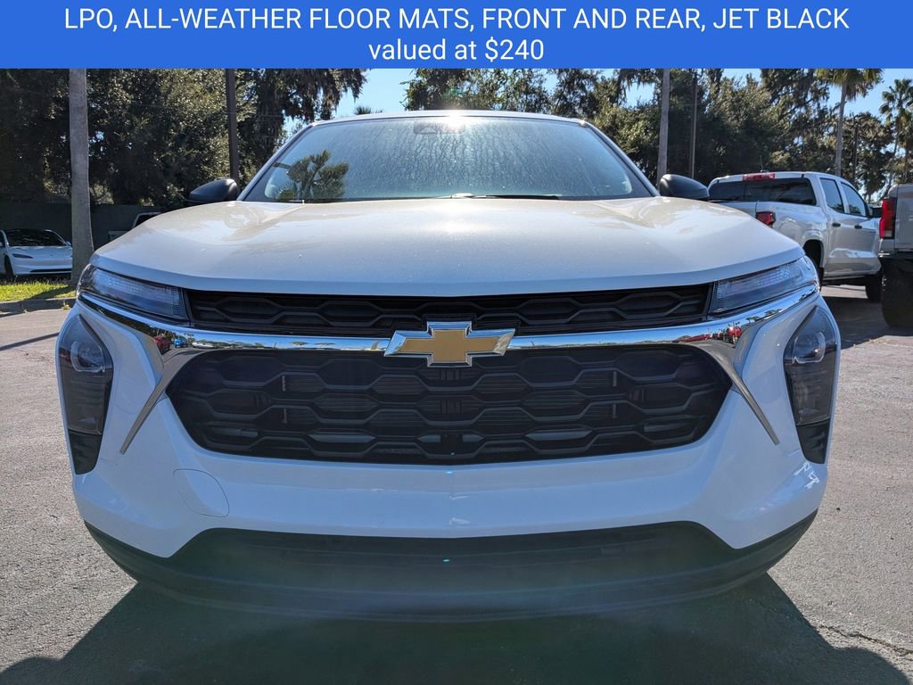 2026 Chevrolet Trax LS photo 3